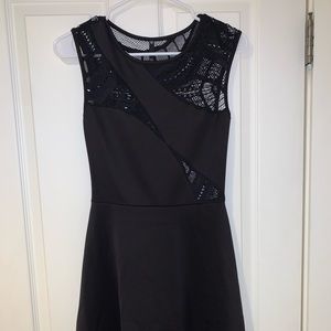 LOVE CULTURE - Little Black Dress